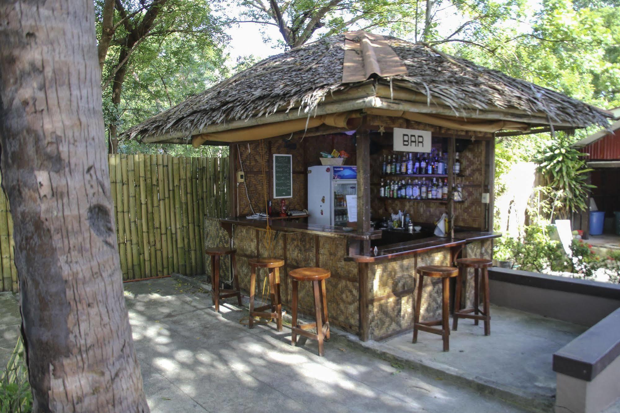 Isla Hayahay Beach Resort And Restaurant Calape Buitenkant foto
