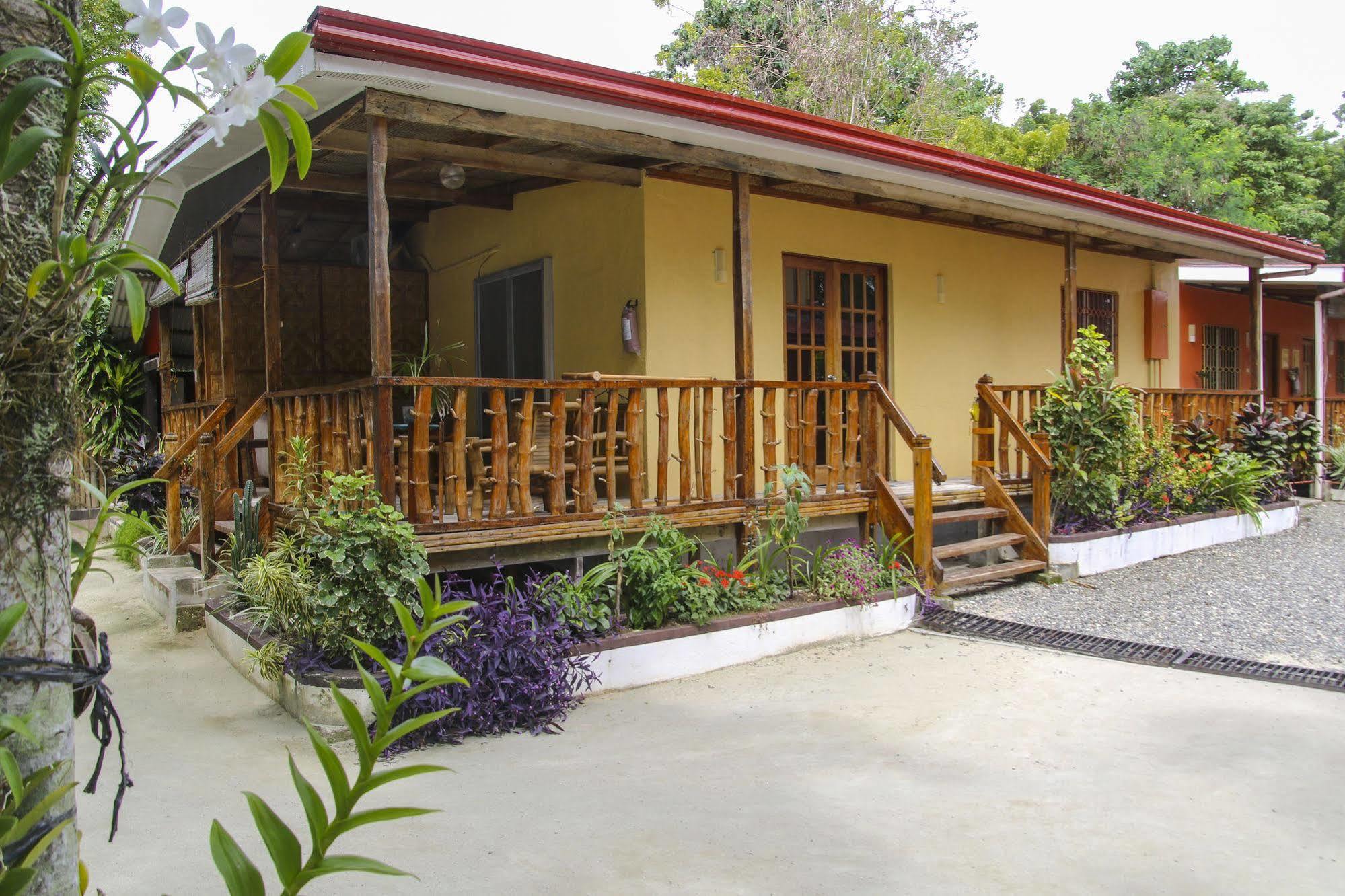Isla Hayahay Beach Resort And Restaurant Calape Buitenkant foto