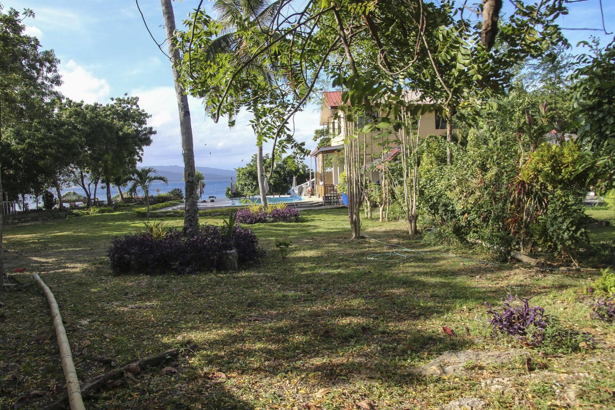 Isla Hayahay Beach Resort And Restaurant Calape Buitenkant foto